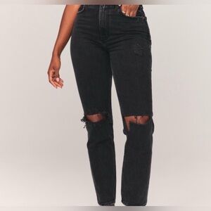 Abercrombie & Fitch The 90s Straight Ultra High Rise Distressed Jeans 12/31